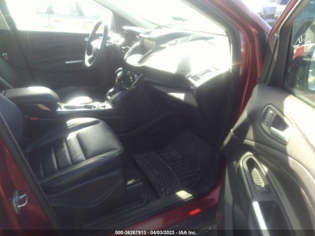 1FMCU9J91EUE18775 Ford Escape Titanium