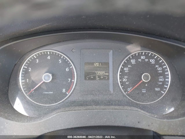 3VWD17AJ5EM384891 Volkswagen Jetta Sedan Se