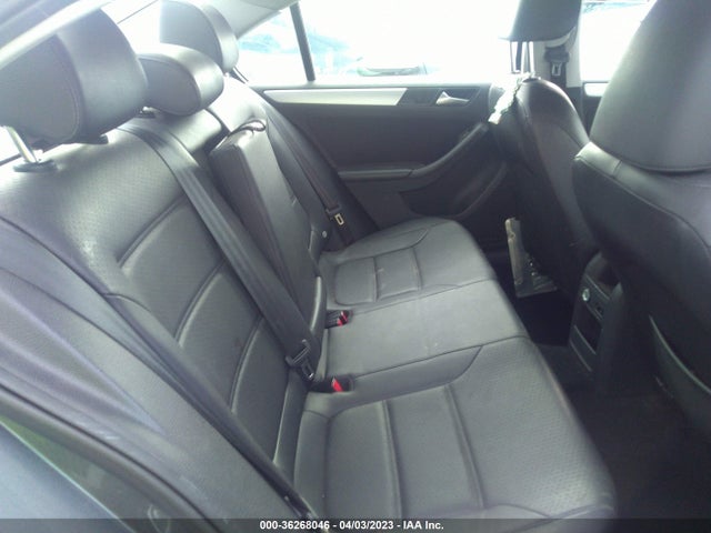 3VWD17AJ5EM384891 Volkswagen Jetta Sedan Se