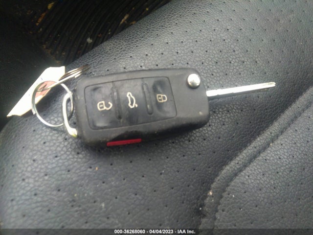 1VWAS7A34FC107623 Volkswagen Passat 1.8t Limited Edition