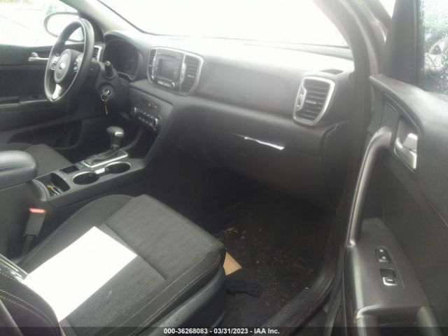 KNDPMCAC6H7237270 KIA Sportage Lx