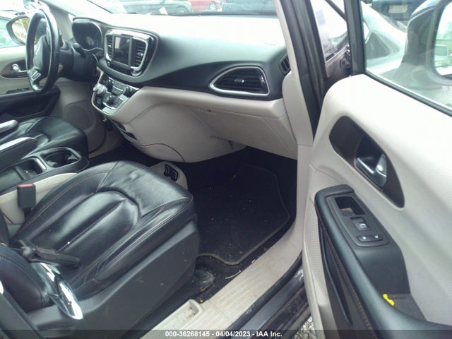2C4RC1BG4KR673011 Chrysler Pacifica Touring L