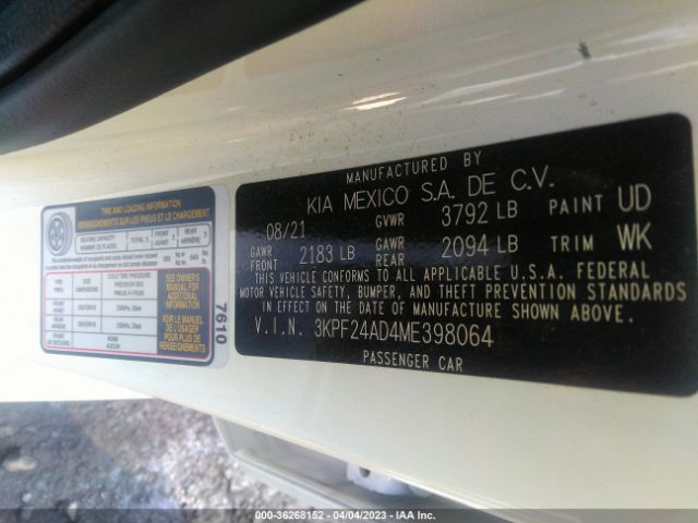 3KPF24AD4ME398064 KIA Forte Lxs