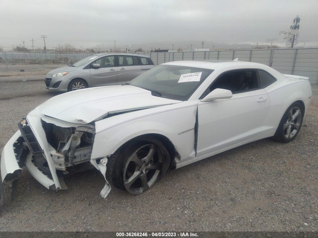 Chevrolet CAMARO LT 2014 2G1FC1E38E9279066 Image 2