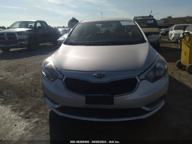 KNAFK4A60G5563297 KIA FORTE LX