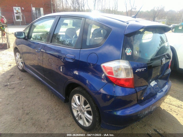 2011 HONDA FIT SPORT VIN: JHMGE8H54BC020704