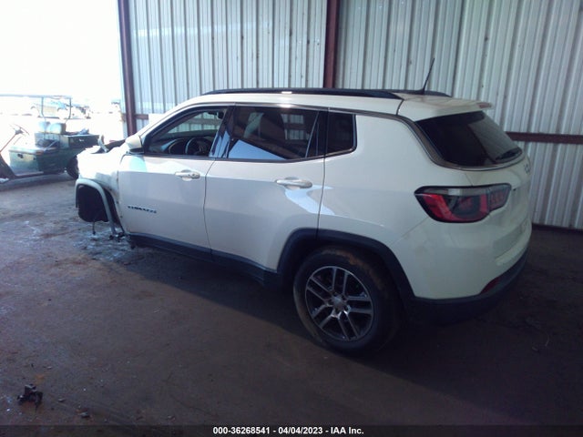 3C4NJCBBXJT182393 Jeep Compass Latitude