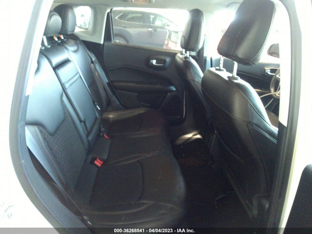 3C4NJCBBXJT182393 Jeep Compass Latitude