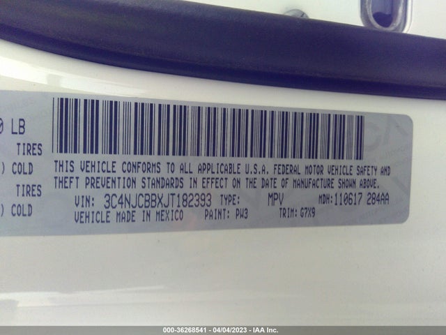 3C4NJCBBXJT182393 Jeep Compass Latitude
