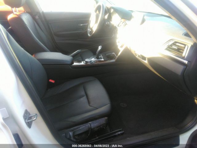 WBA3B1G55FNT64485 BMW 3 Series 320i