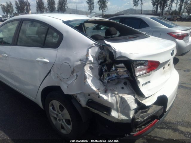 KNAFK4A60G5485538 KIA FORTE LX