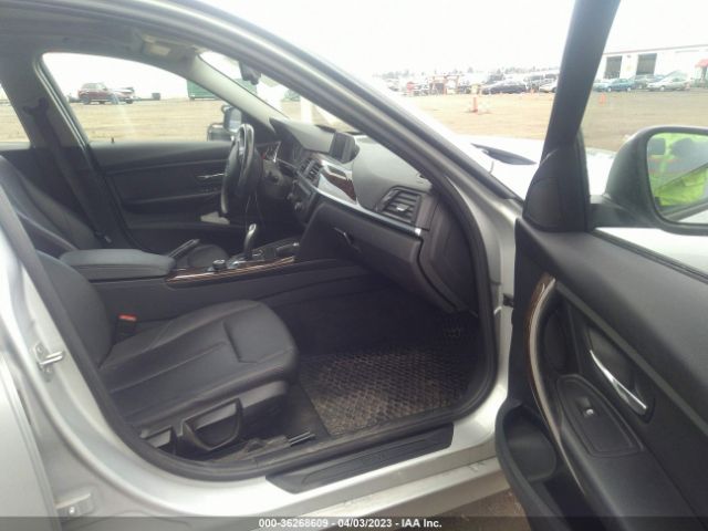 WBA3C3G54FNS75970 BMW 3 Series 320i Xdrive