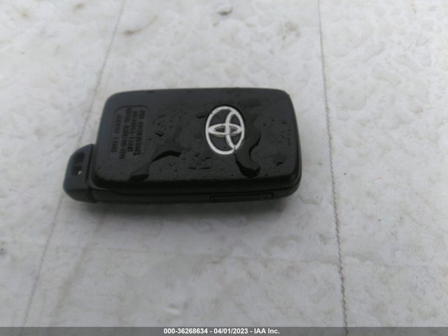 Toyota Prius Four 2015 JTDKN3DU6F0434781 Image 3