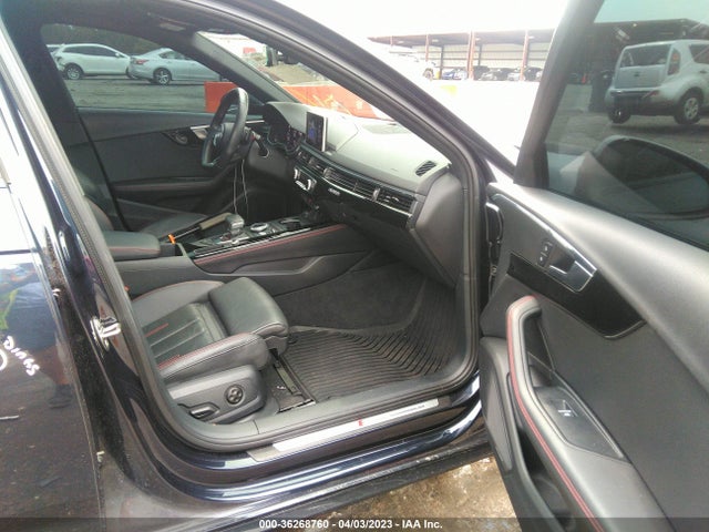 WAUENAF48JA077361 Audi A4 Premium Plus
