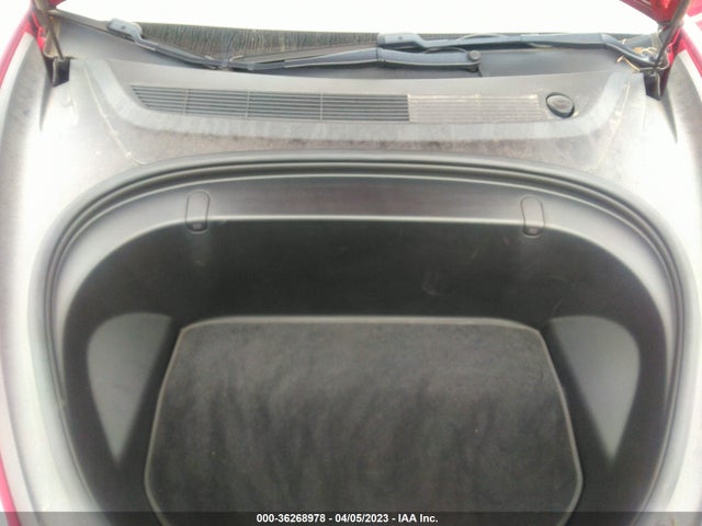 Tesla Model 3 Long Range 2018 5YJ3E1EBXJF114735 Image 11