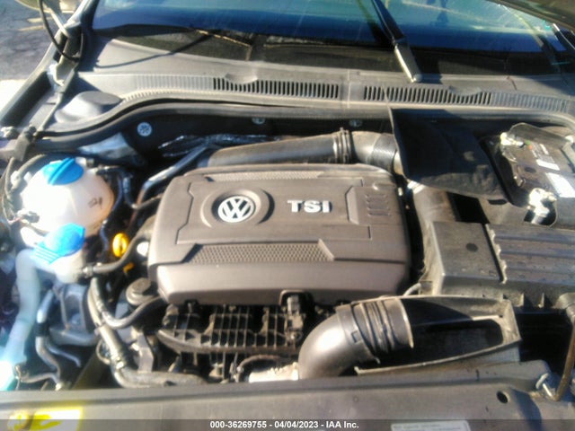 3VWD17AJ6FM226979 Volkswagen Jetta Sedan 1.8t Se