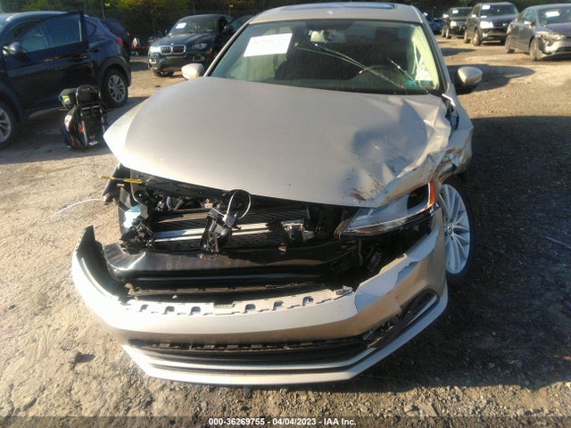 3VWD17AJ6FM226979 Volkswagen Jetta Sedan 1.8t Se