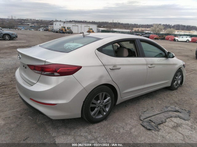 Hyundai ELANTRA SE 2017 5NPD84LF9HH123764 Image 4