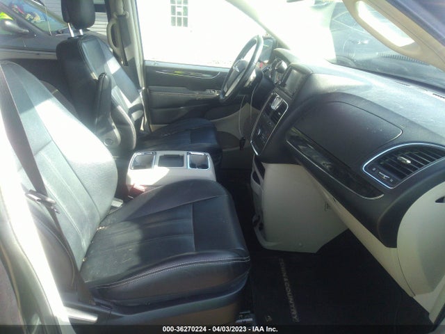 2C4RC1BG8ER421413 Chrysler Town & Country Touring