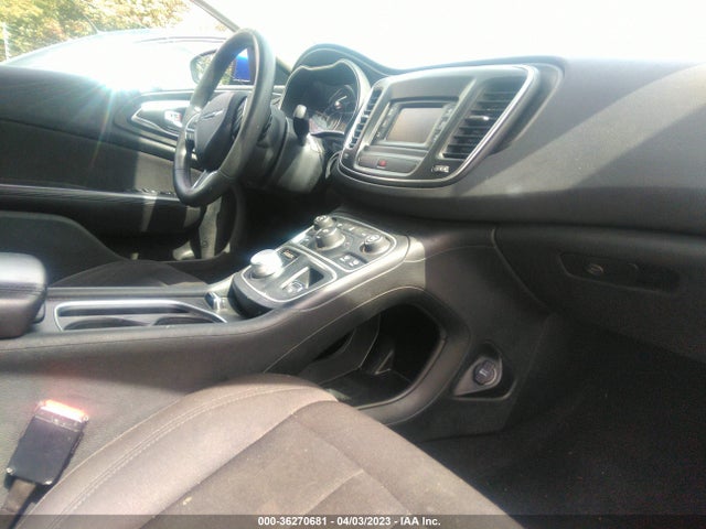 Chrysler 200 Limited 2015 1C3CCCAB2FN701094 Image 5