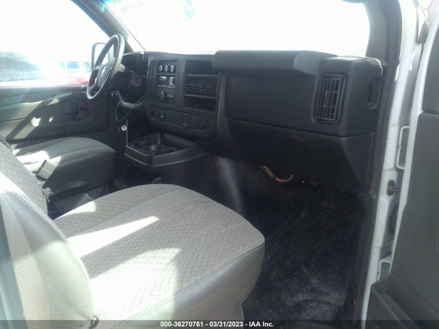 2015 Chevrolet Express, VIN: 1GAZGZFF8F1265411