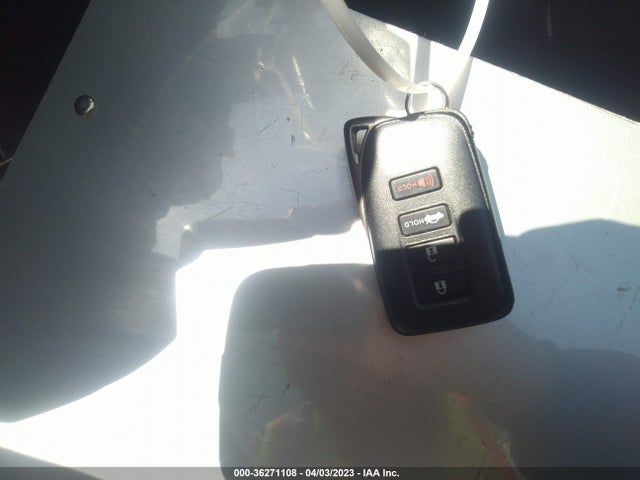 JTHBA1D25G5028203 Lexus IS 200T