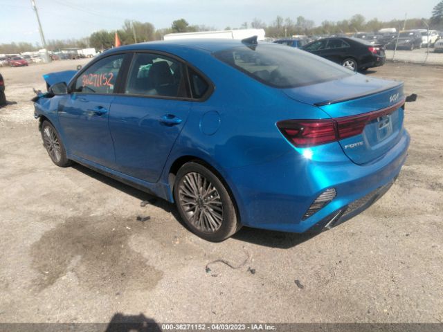 3KPF54AD0NE435572 KIA Forte Gt-line