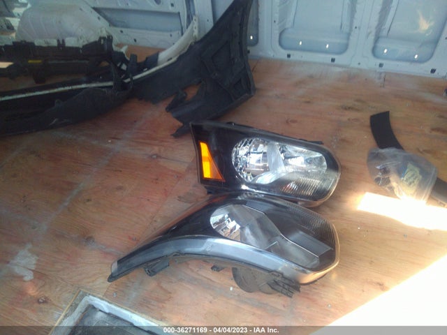 Ford TRANSIT CARGO VAN 2020 1FTBR1C88LKA61126 Image 4