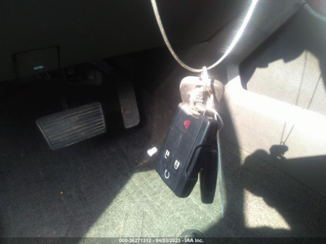 3GTP1MEC6HG451821 GMC Sierra 1500 Sle
