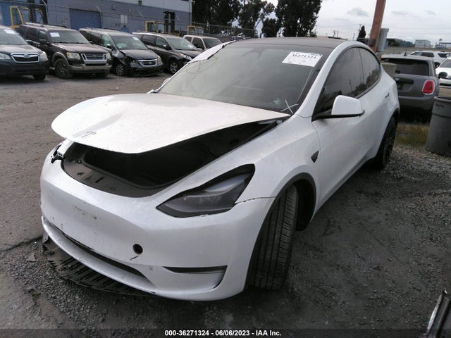 Tesla Model Y Performance 2022 7SAYGDEFXNF493703 Image 2
