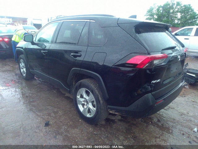 2021 TOYOTA RAV4 XLE VIN: 2T3W1RFV8MW157761