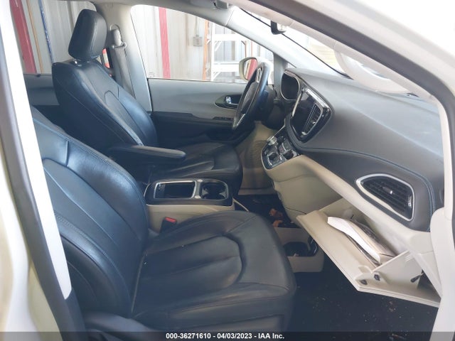 2C4RC1BG2MR504415 Chrysler Pacifica Touring L