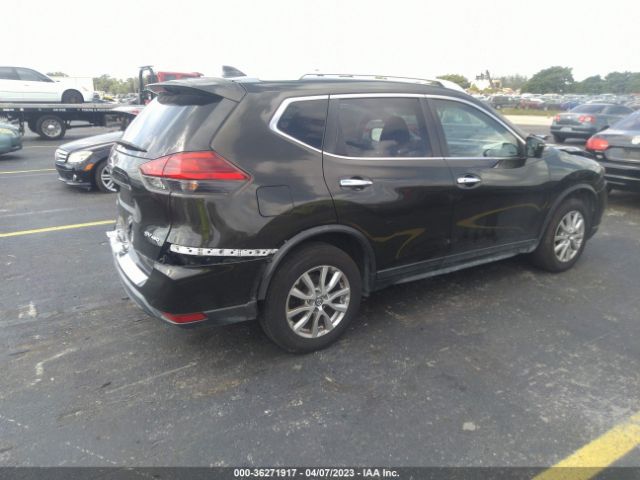 KNMAT2MV2HP565107 Nissan ROGUE SV