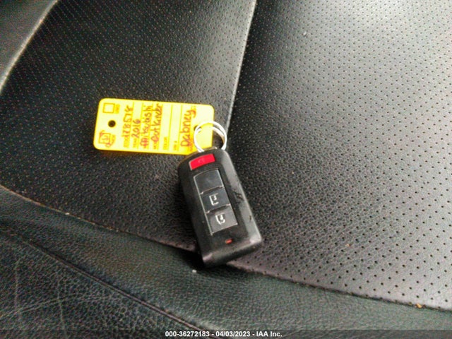 JA4AD3A30GZ056877 Mitsubishi Outlander Se/sel