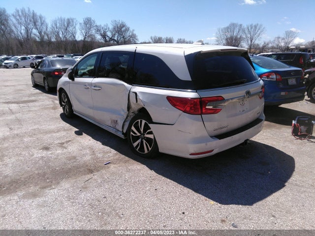 Honda Odyssey Elite 2018 5FNRL6H90JB012639 Image 3