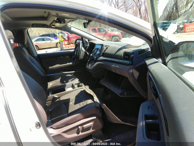 Honda Odyssey Elite 2018 5FNRL6H90JB012639 Image 5