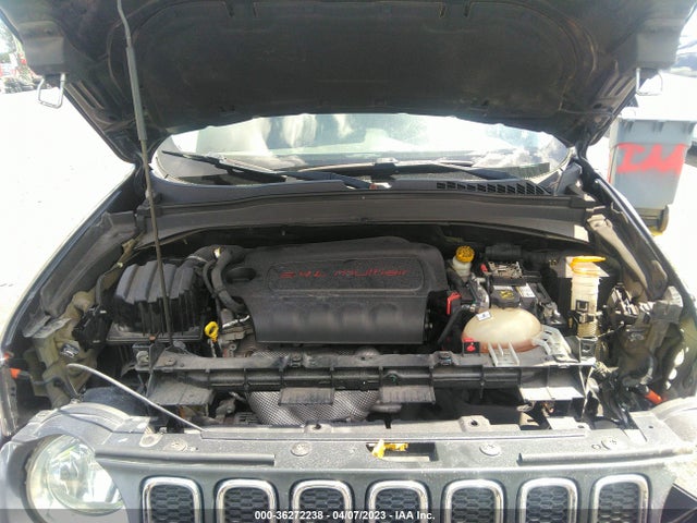 ZACCJABT0GPC48602 Jeep Renegade Latitude