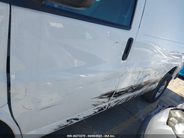 Chevrolet EXPRESS CARGO VAN 2018 1GCWGAFP1J1203765 Image 7