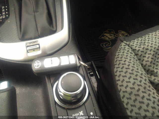 2020 Toyota Yaris, VIN: 3MYDLBYV7LY702977