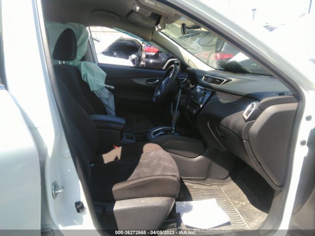 KNMAT2MV4FP568538 Nissan ROGUE SV
