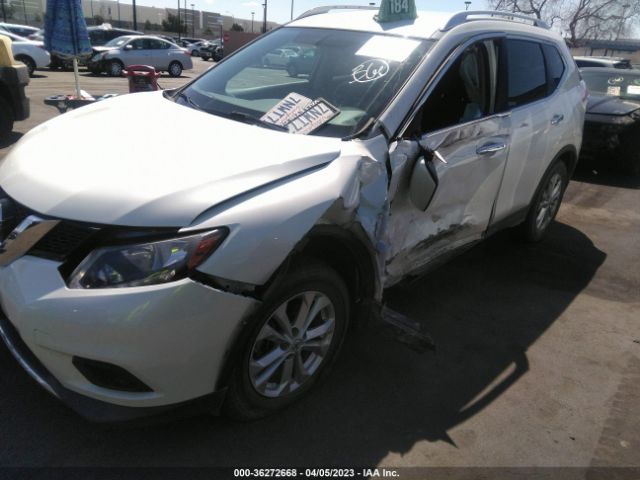 KNMAT2MV4FP568538 Nissan ROGUE SV