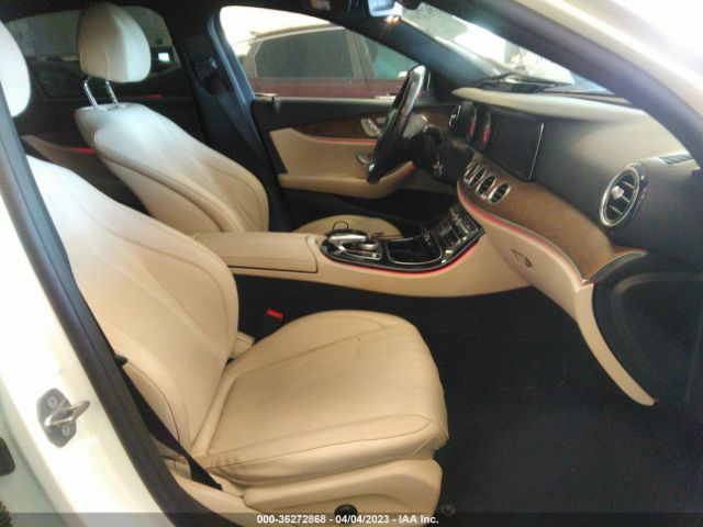 WDDZF4JB8HA164282 Mercedes-Benz E-class E 300