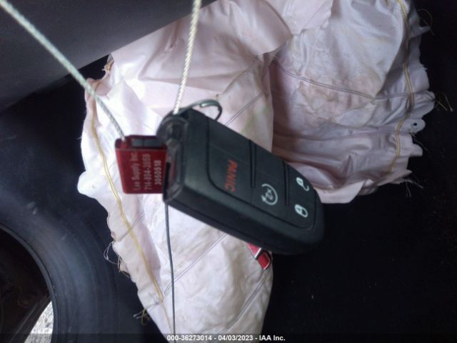 3C4NJCBBXJT407623 Jeep Compass Altitude