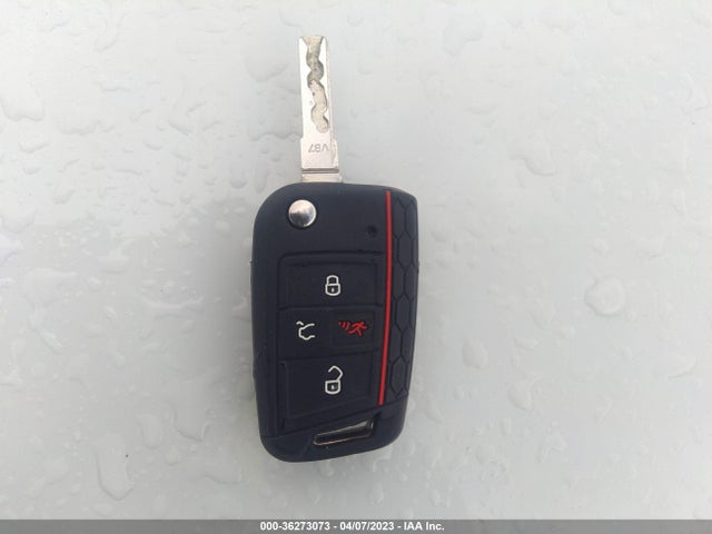 WVWPP7AU1GW915709 Volkswagen E-golf Sel Premium