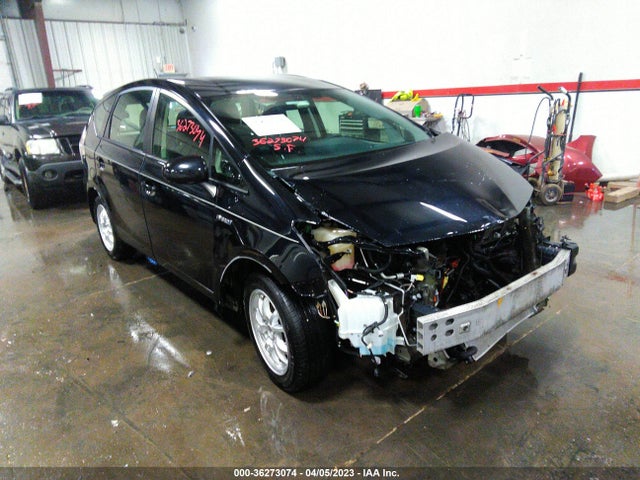 Toyota Prius V Two/five/three/four 2015 JTDZN3EU0FJ034299 Image 1