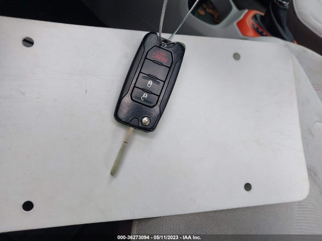 ZACCJABT2FPB41632 Jeep Renegade Latitude