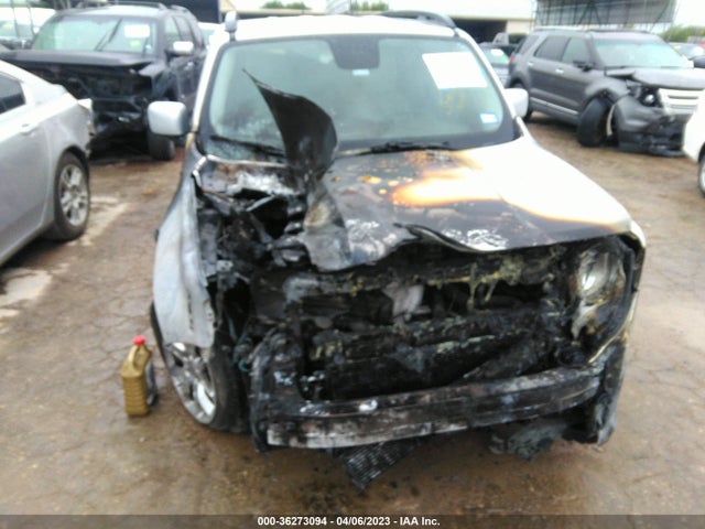 ZACCJABT2FPB41632 Jeep Renegade Latitude
