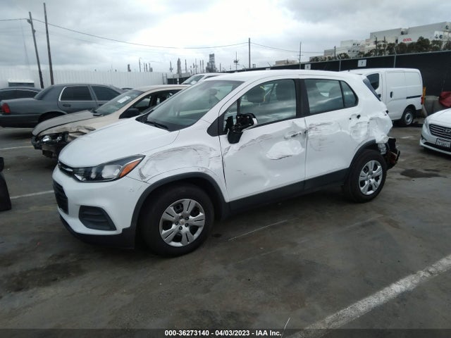 Chevrolet TRAX LS 2017 KL7CJKSB8HB148785 Image 2