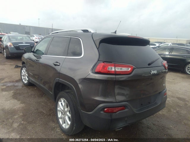 1C4PJLCB6GW295008 Jeep Cherokee Latitude
