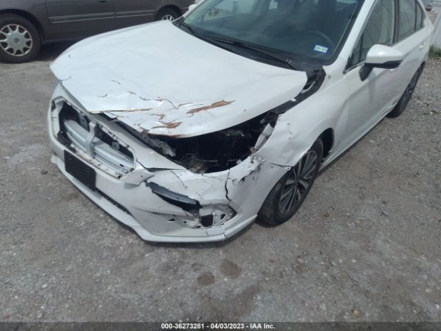 4S3BNAF68K3040162 Subaru Legacy Premium